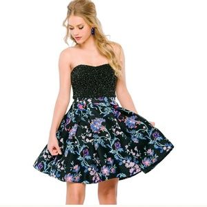 Jovani size 6 Short Homecoming Cocktail  Dress